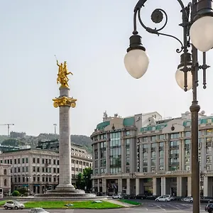 https://zharuma-caravan.alltbilisihotels.com